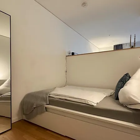 Medienhafen Luxurioses Studio * Düsseldorf