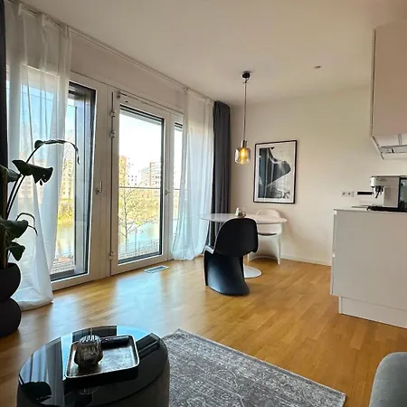 Medienhafen Luxurioses Studio Apartment
